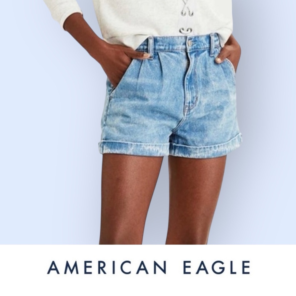 American Eagle Outfitters Light Blue Mom Jean Shorts, Size 12, MSRP $49